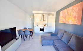 Lovely Apartment Close To The Sea